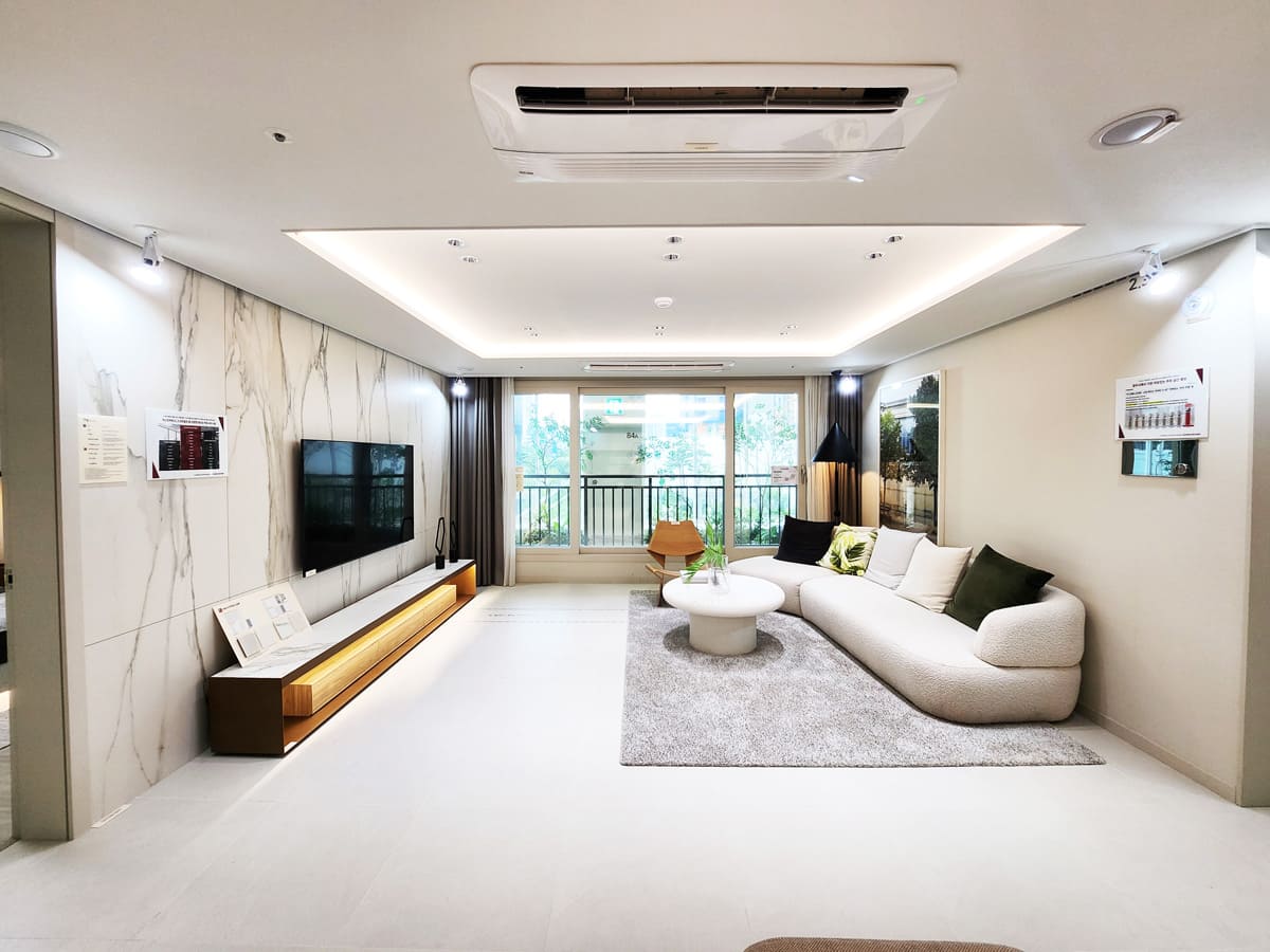 KakaoTalk_20250718_175546359_04